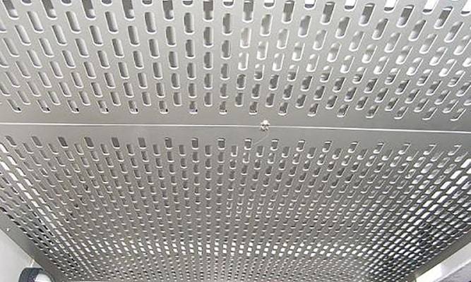 Stainless Steel Slotted Holded Perforated Sheet